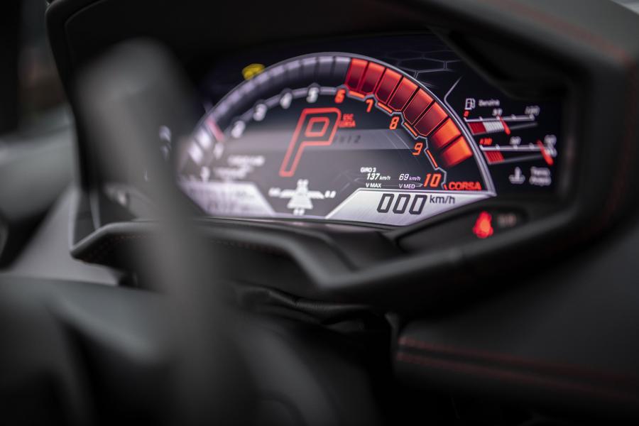 Панель приборов Lamborghini Huracan EVO (LB724) 2019 года  (NA) (фото 3 из 9)